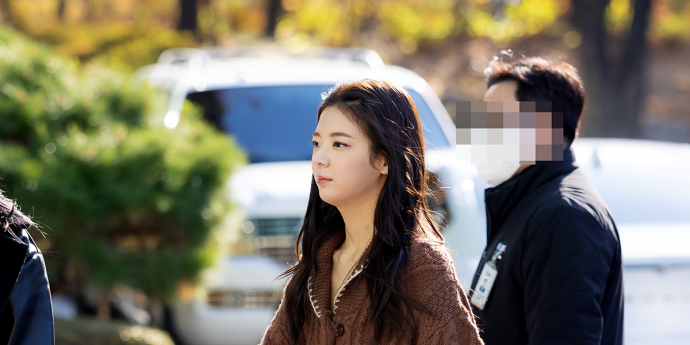 있지 리아 '사뿐사뿐' [포토]