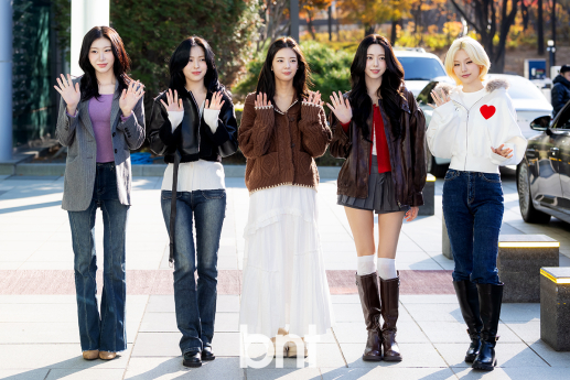 있지 채령-류진-리아-유나-예지 '안녕, 믿지' [포토]