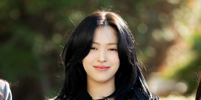 있지 류진 '참 예뻐요' [포토]